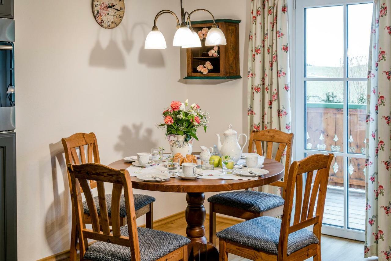Edlmann-Hof Apartment Obing ภายนอก รูปภาพ